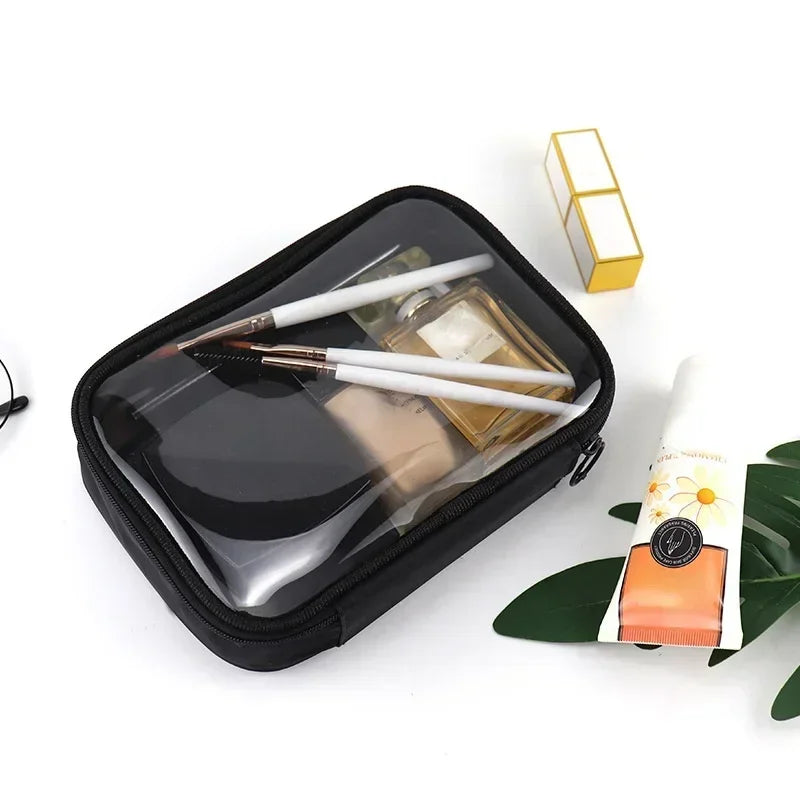 Trousse de maquillage transparente