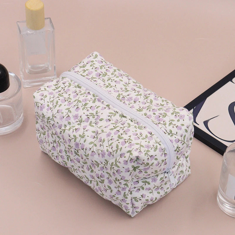 Trousse de toilette fleurie