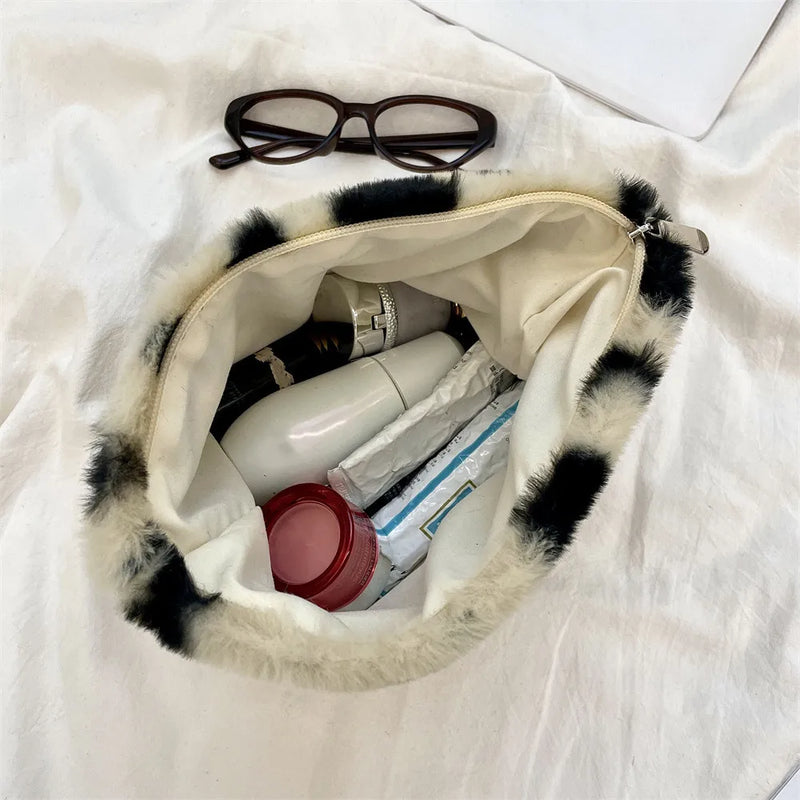 Trousse de toilette moumoute