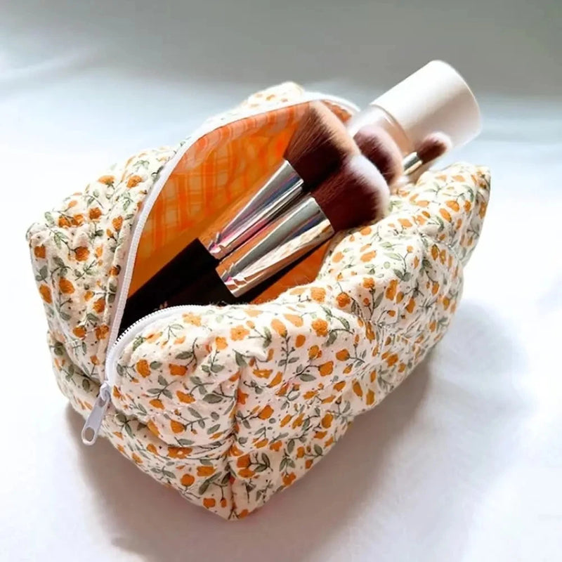 Trousse de toilette fleurie