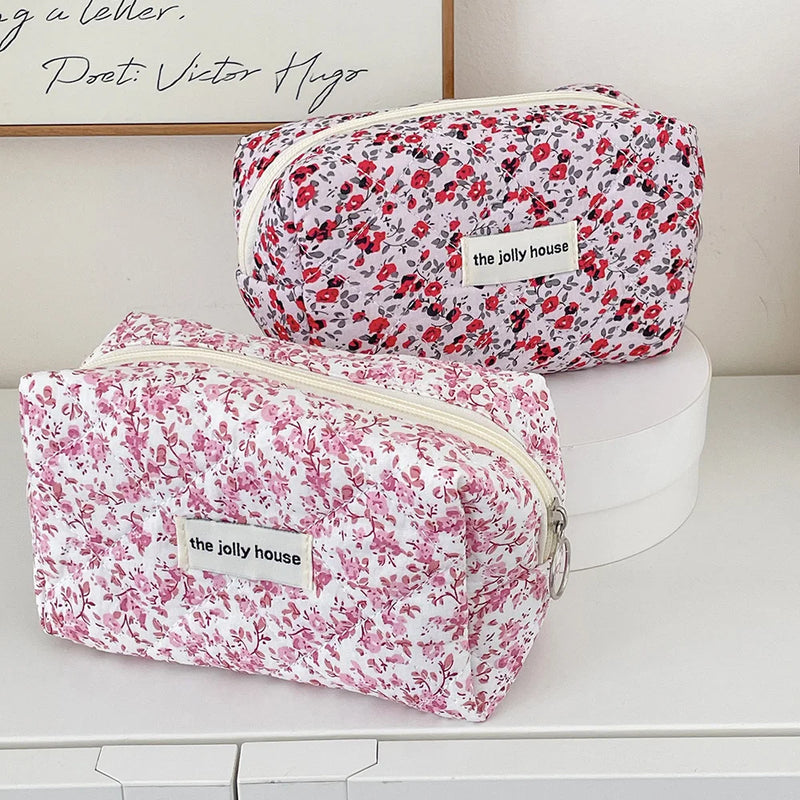 Trousse de toilette fleurie